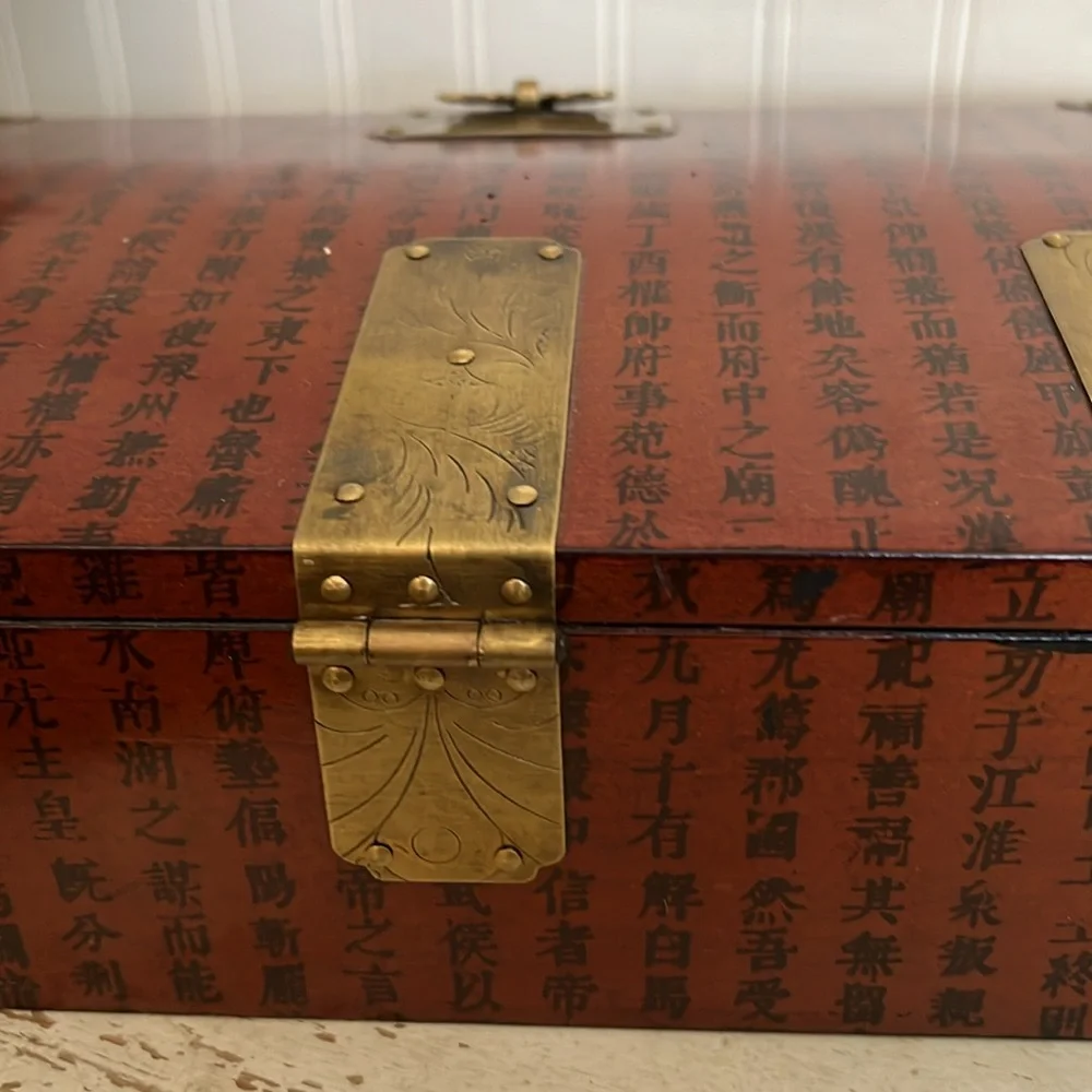 Vintage Chinese ornate jewelry box decorative brass fittings